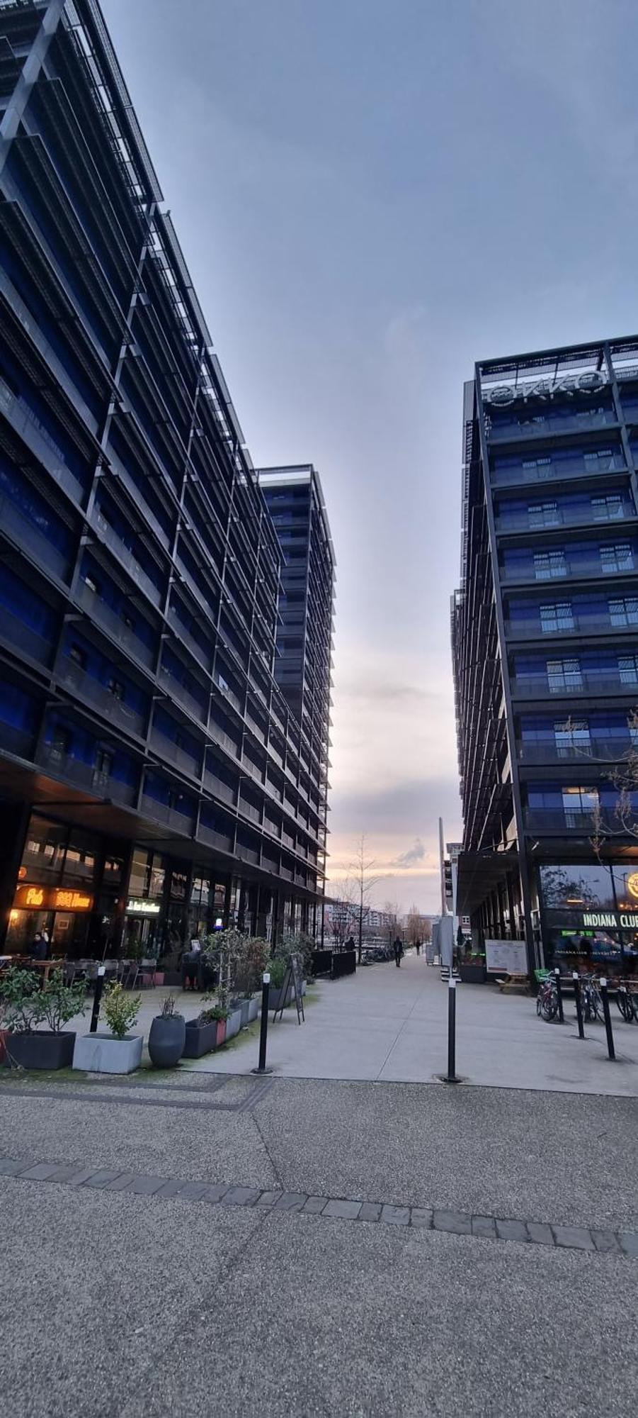Bel Appartement Contemporain Avec Terrasse Climatisation Et Parking Payant En Option Štrasburk Exteriér fotografie